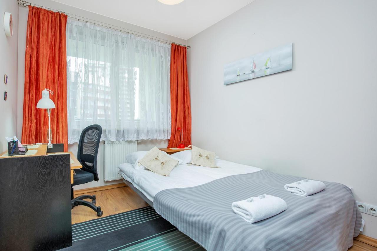 Kobielska By Renters Apartment *